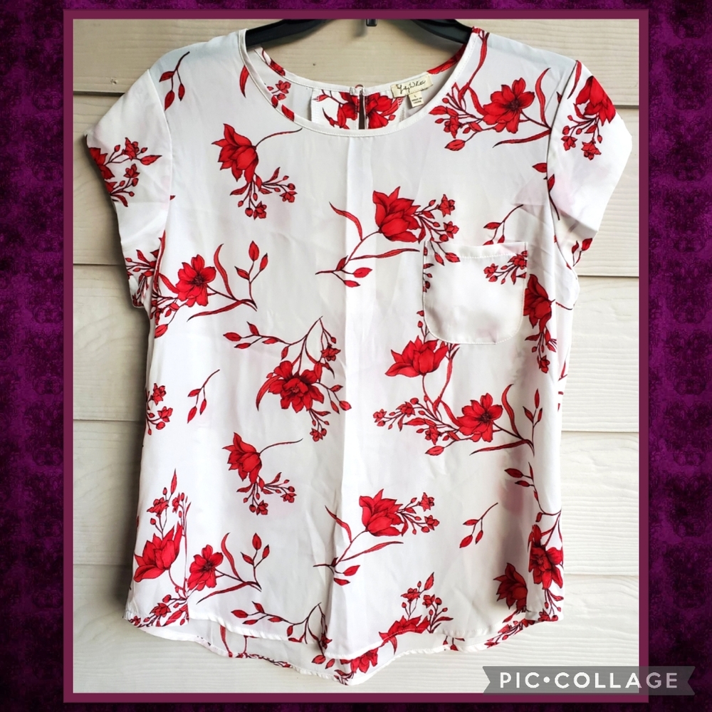 Lily White Bright Red Floral Pattern Keyhole Cut-out Boxy Business Casual Blouse